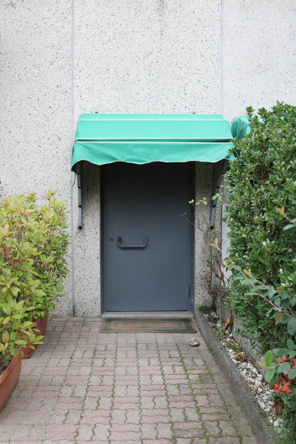 Sleep Inn Assago With Balcony - 7 Экстерьер фото