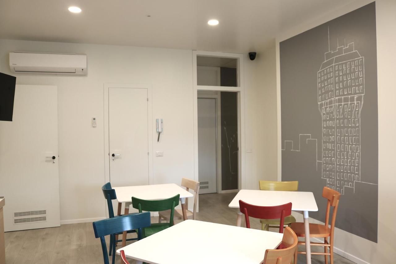 Sleep Inn Assago With Balcony - 7 Экстерьер фото