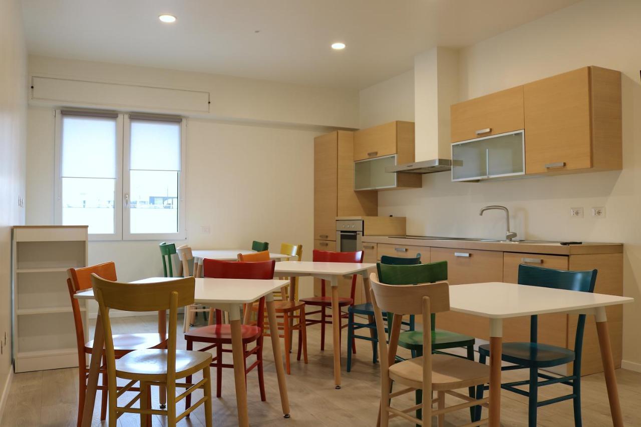Sleep Inn Assago With Balcony - 7 Экстерьер фото